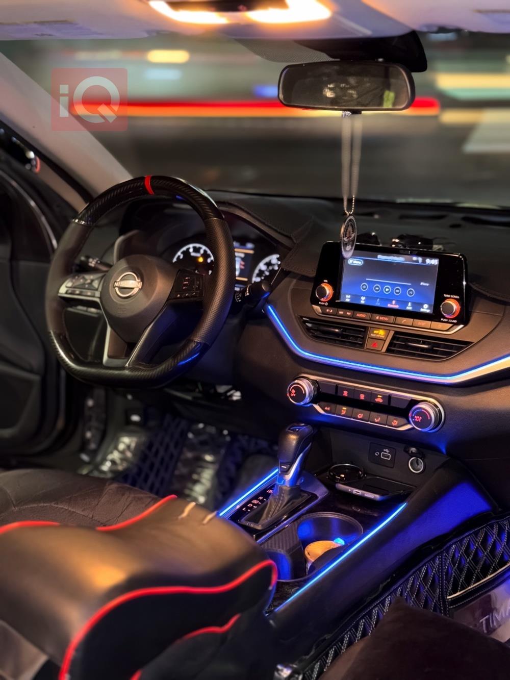 نيسان ألتيما